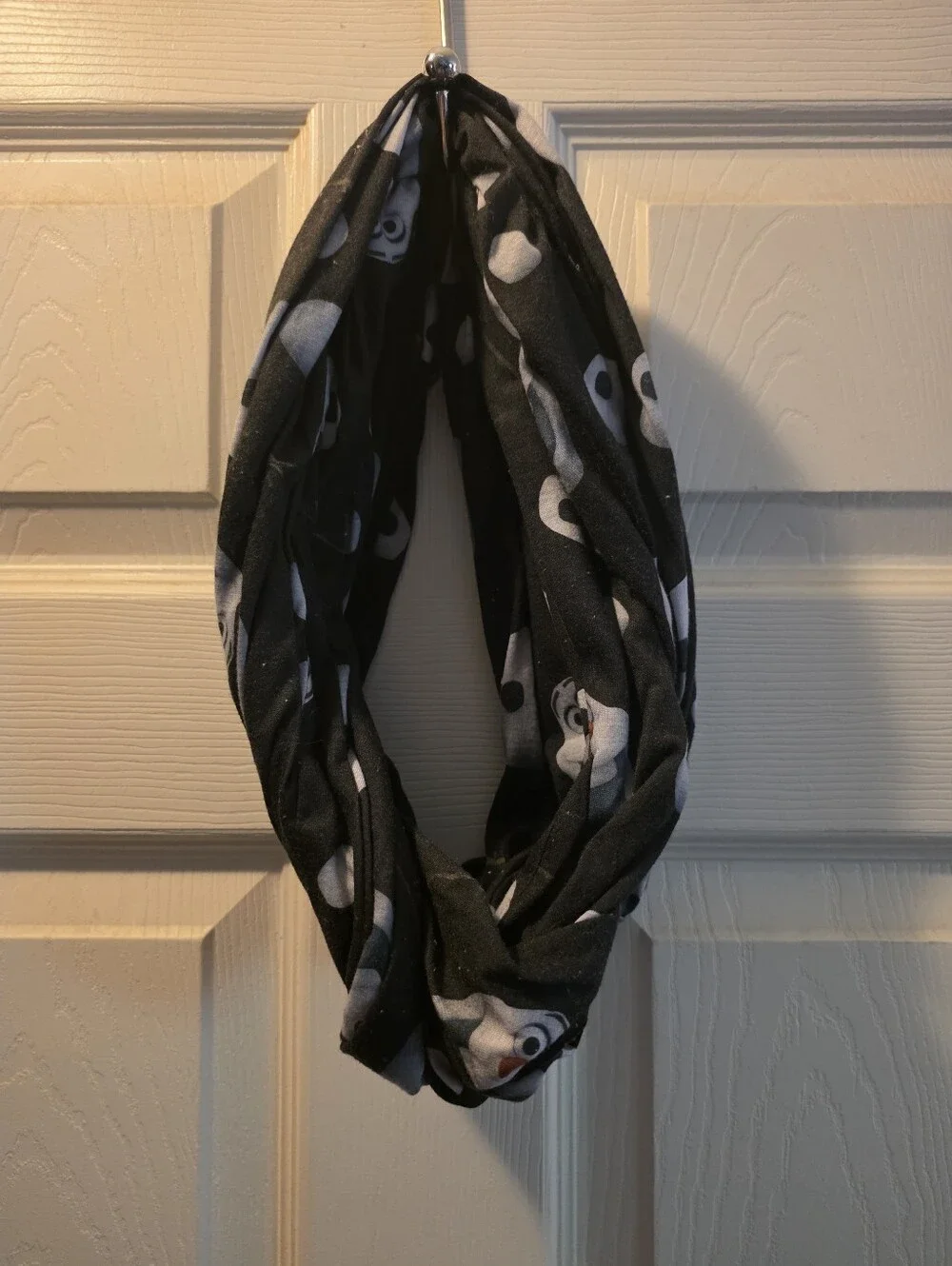 Frozen Olaf Circle Scarf